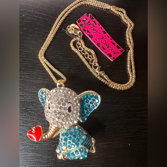🐘 NWT! Blue Rhinestone Elephant Delivering ❤️ Necklace - Picture 2 of 8